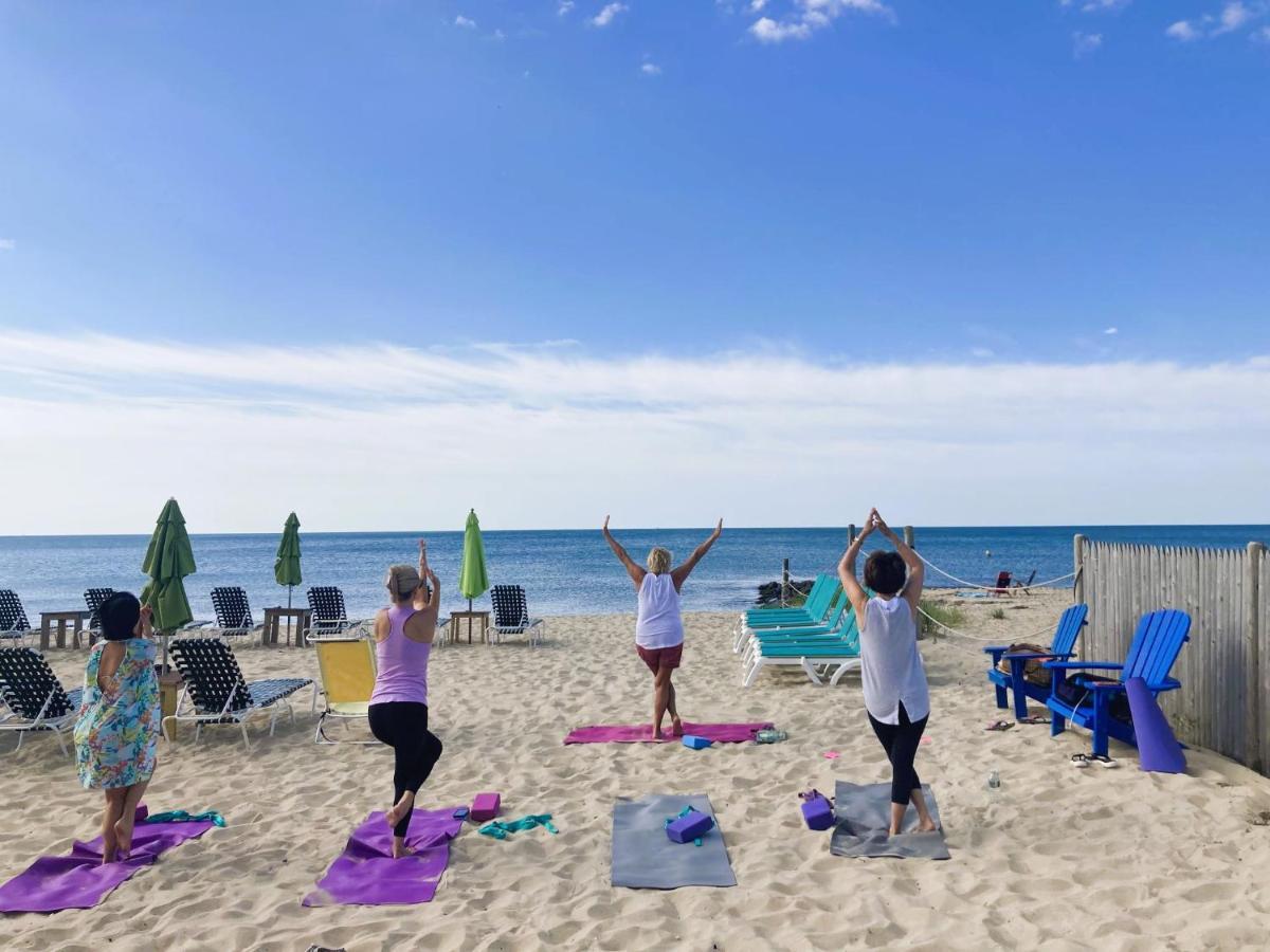 By The Sea Guests Bed & Breakfast And Suites Dennisport Esterno foto