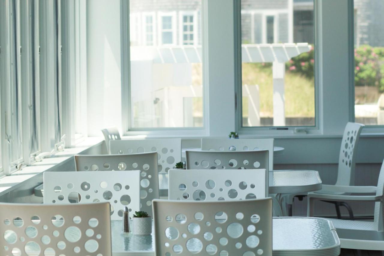 By The Sea Guests Bed & Breakfast And Suites Dennisport Esterno foto