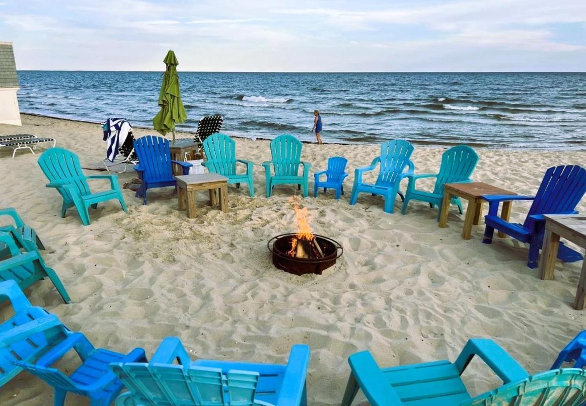 By The Sea Guests Bed & Breakfast And Suites Dennisport Esterno foto