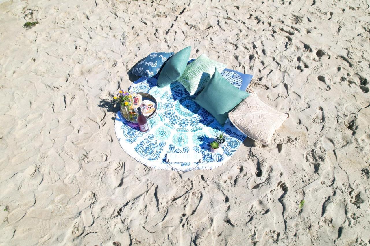 By The Sea Guests Bed & Breakfast And Suites Dennisport Esterno foto