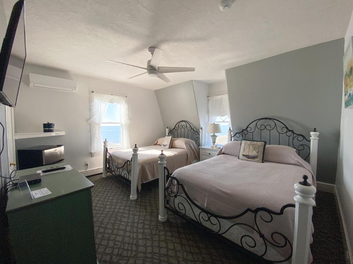 By The Sea Guests Bed & Breakfast And Suites Dennisport Esterno foto
