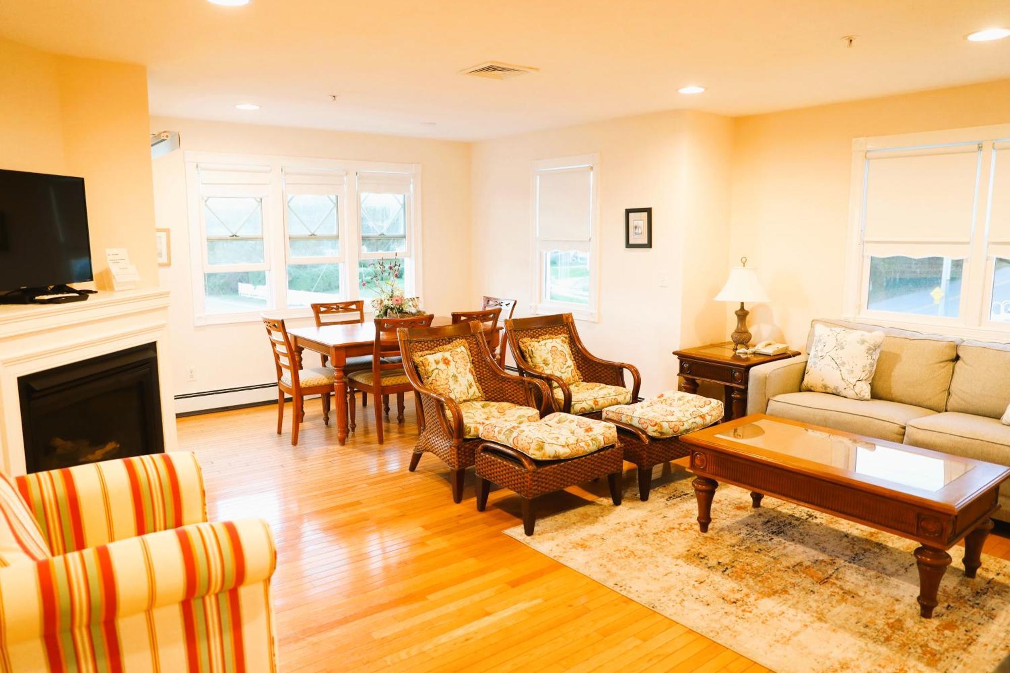 By The Sea Guests Bed & Breakfast And Suites Dennisport Camera foto