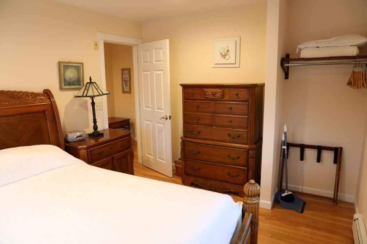 By The Sea Guests Bed & Breakfast And Suites Dennisport Camera foto