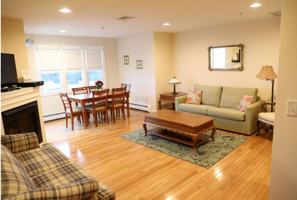 By The Sea Guests Bed & Breakfast And Suites Dennisport Camera foto